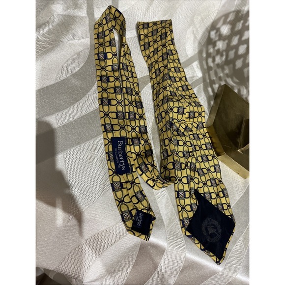 Burberry Vintage Neutral Kensington Check Plaid Equestrian Silk Long Wide Tie - Picture 4 of 7